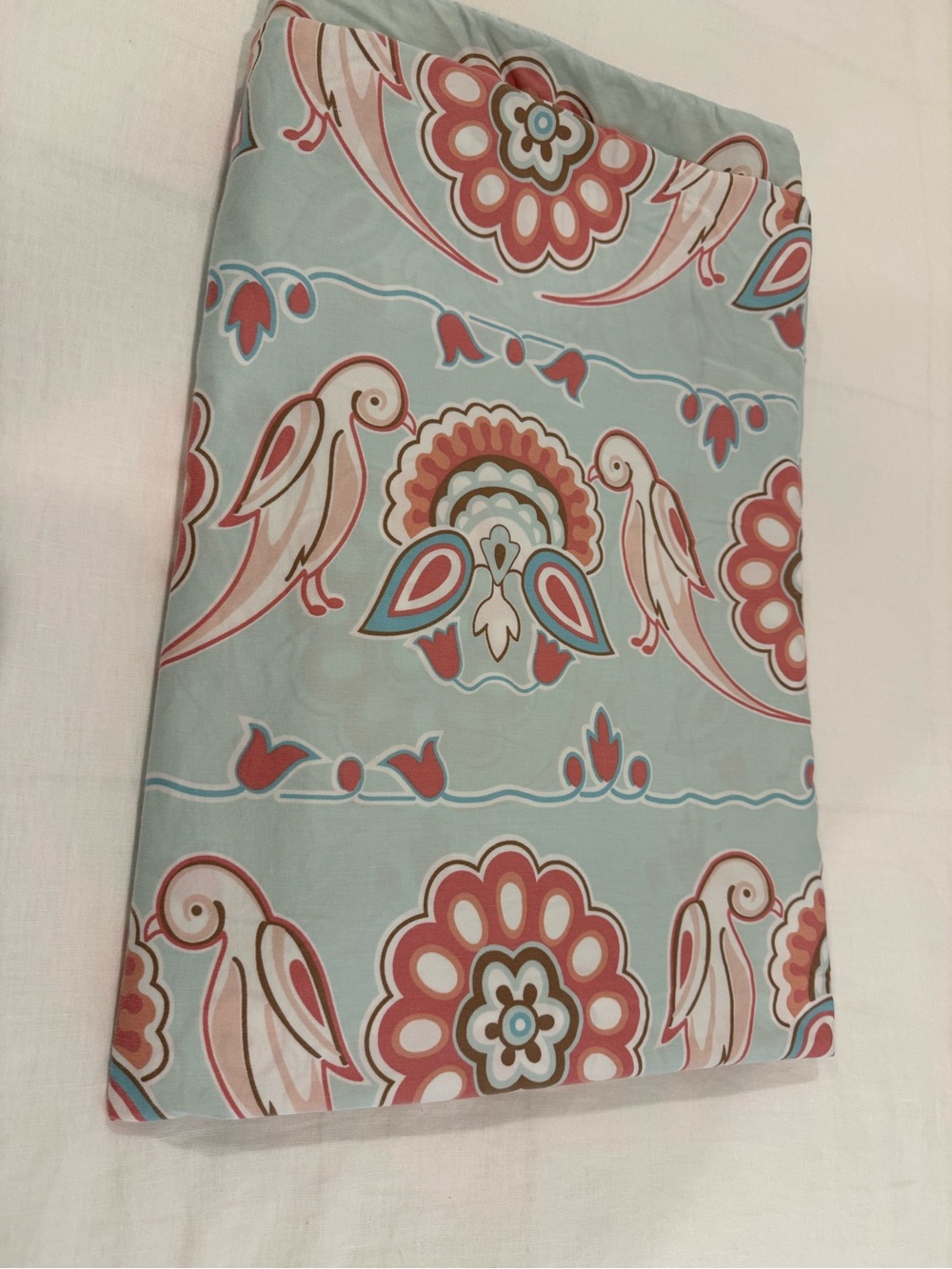 Serena & Lily “Anabelle” Duvet Cover size Full/Queen